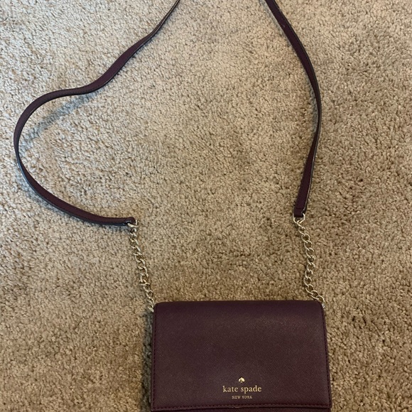 Kate Spade mini cross body (wallet INCLUDED) - Picture 3 of 9